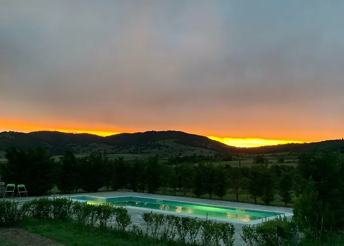 Hotell планински кът 3*